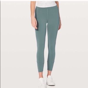 Lululemon in movement 7/8 legging